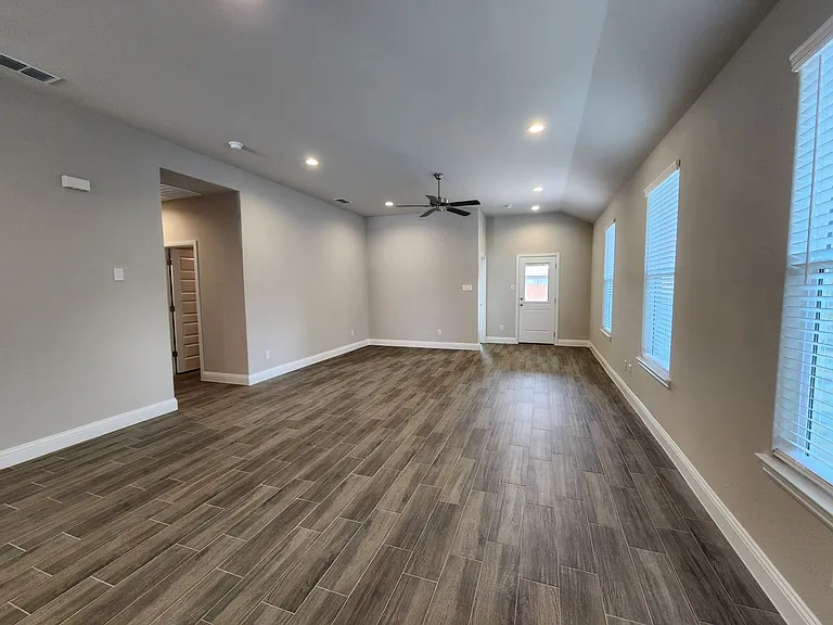 2309 Ruff Rd — Photo 13