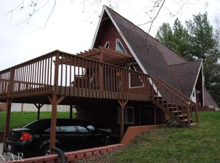 3422 Nancy Ln, Clinton, IL 61727