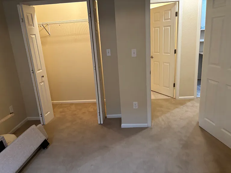 8038 E Fairmount Dr — Photo 1