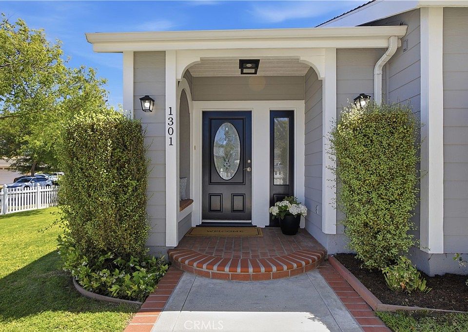 1st image of 1301 Cordary Ave