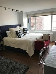 Rented by Addison Property Group