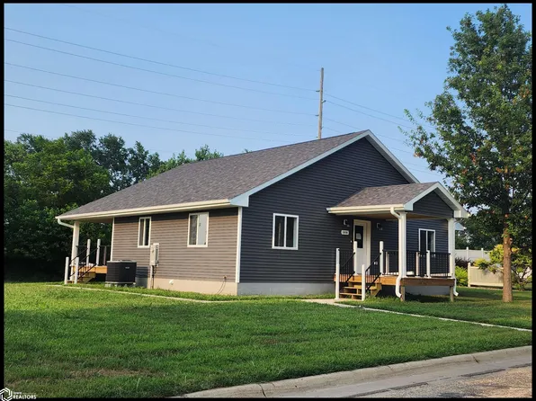 1014 3rd Street Pl, Atlantic, IA 50022