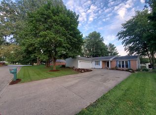 6272 Westwind Dr, Springfield, IL 62711