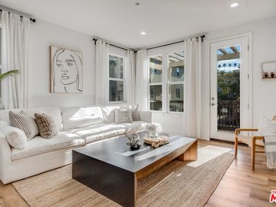 6010 Celedon Crk APT 12, Playa Vista, CA, 90094