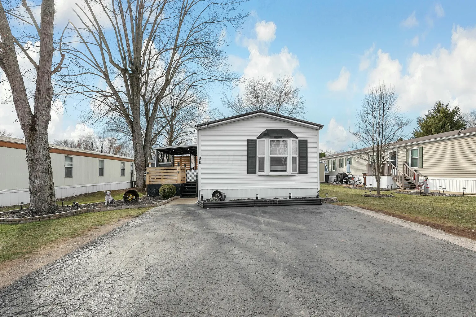 86 Skyline Dr photo 1