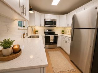 7614 206th St SW #1, Edmonds, WA 98026