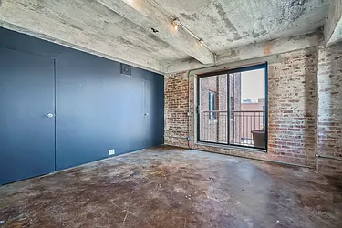 Sold by Avenue Sotheby's International Realty
