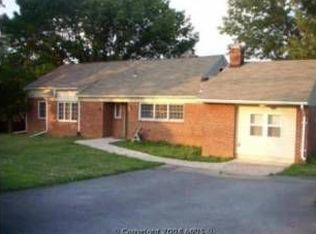 27233 Ridge Rd, Damascus, MD 20872