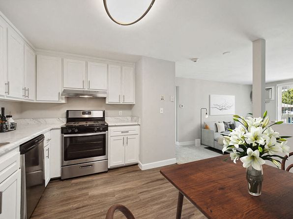 158 Concord Rd APT D16