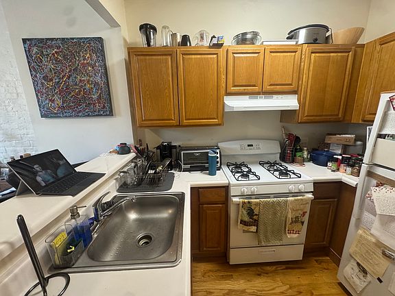 3rd image of 457 Convent Ave #2