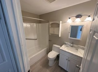 53 Cherry St #B, Cheshire, CT 06410