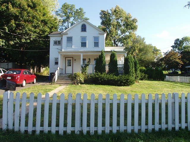 2nd image of 23 Prospect St