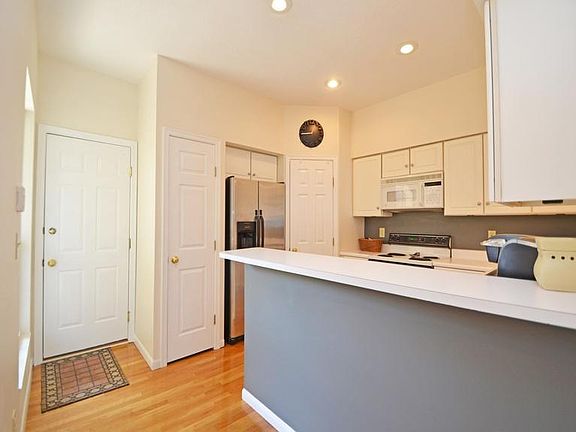 2nd image of 4087 Resolute Cir