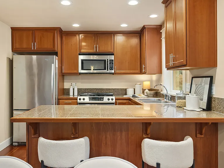 118 NW 39th St #B — Photo 14