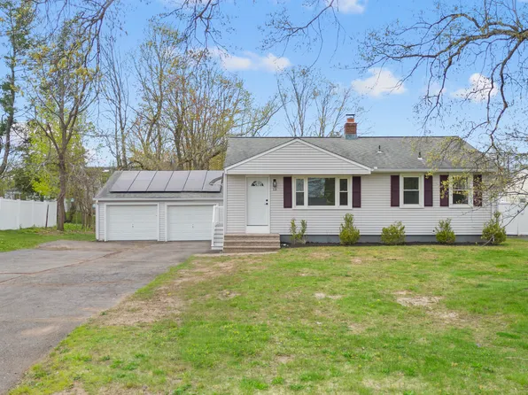 13 Norway Road, North Haven, CT 06473