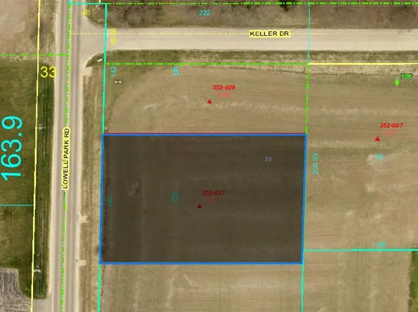 2004 Lowell Park Rd, Dixon, IL 61021