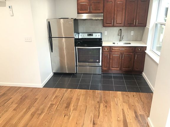 3rd image of 3017 39th Ave