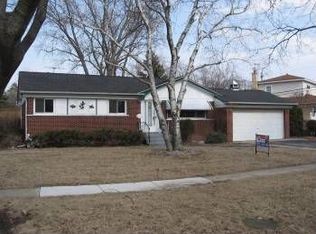 1728 Verde Dr, Mount Prospect, IL 60056