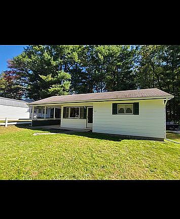 2nd image of 212 Iroquois Ave