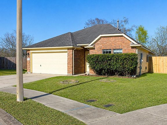 2nd image of 4031 Raspberry Ct