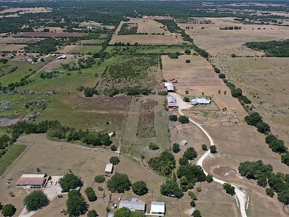 2nd image of 1121 County Road 230