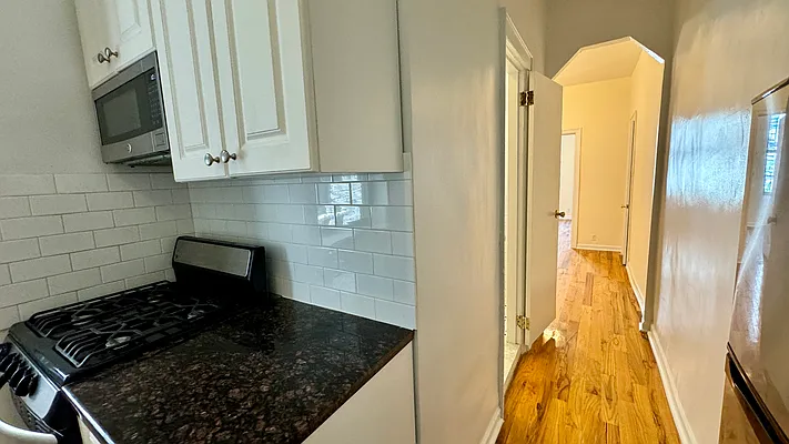 Rented by HOLTON REAL ESTATE INC. | media 12