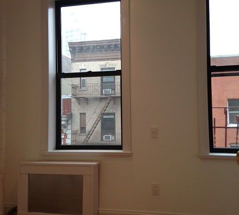 5th image of 172 Mulberry St APT 15