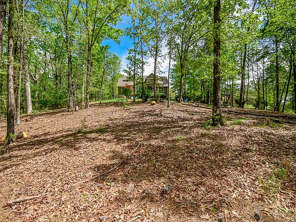 2nd image of 55 Moonbrook Dr