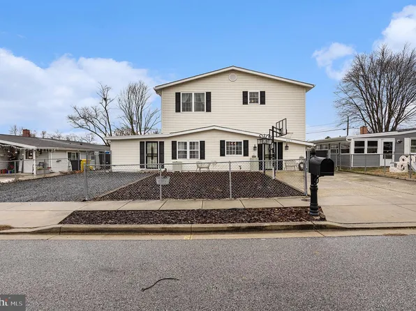 515 Morningside Dr, Glen Burnie, MD 21061