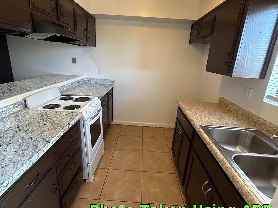 4209 Isla Verde St #4