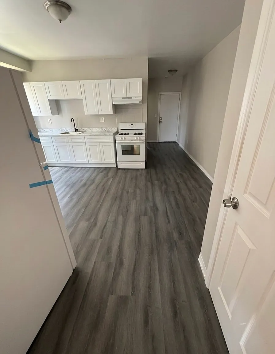 2 bed, $1,600 — Photo 1