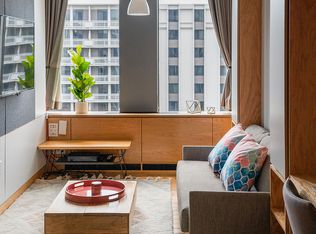 2221 S Clark, Arlington, VA 22202