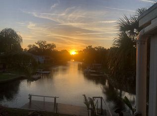 6259 Island Dr, Weeki Wachee, FL 34607