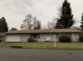 1523 NW Spray Ct, Roseburg, OR 97471
