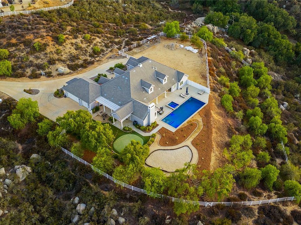 1st image of 40267 Scanlon Rd