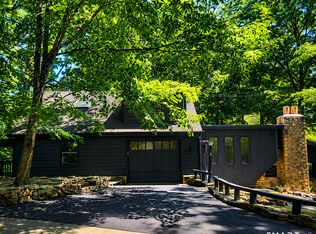 3 Topping Lane, Norwalk, CT 06854
