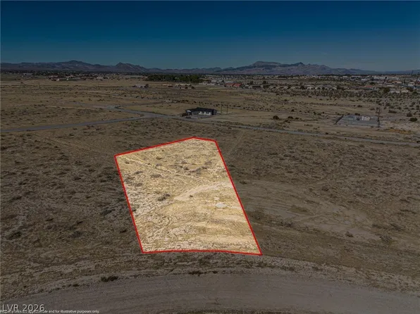 2300 S Oakridge Ave, Pahrump, NV 89048