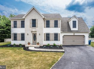 13 Norfolk Ct, Mechanicsburg, PA 17055