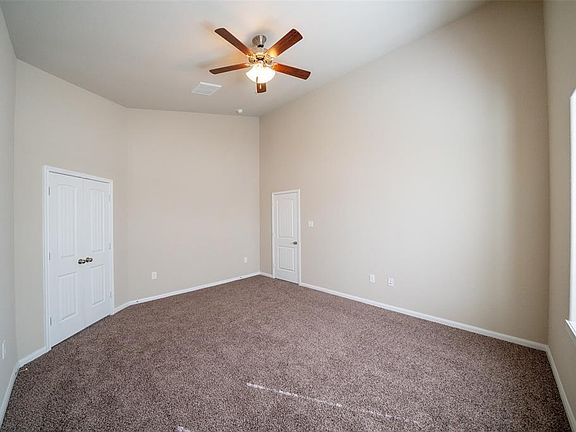 3rd image of 10014 Thicket Park Ln