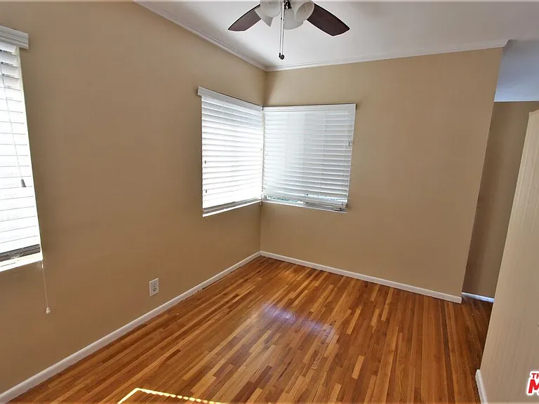 380 Pershing Dr — Photo 14
