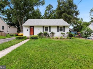 1844 Cherri Dr, Falls Church, VA 22043