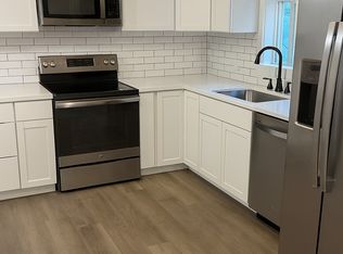 81 Summit Ave #81, West Warwick, RI 02893