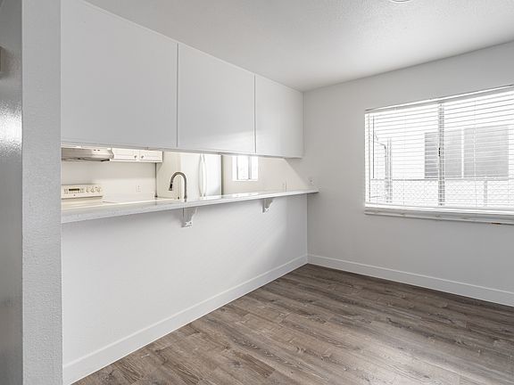 5th image of 17851 N 40th St #1