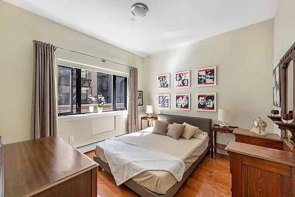 Sold by Compass | media 5