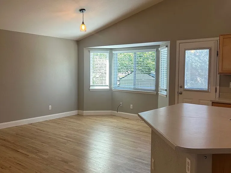 11248 W Progress Ave — Photo 9