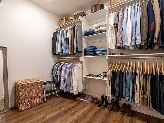 7th image of this home