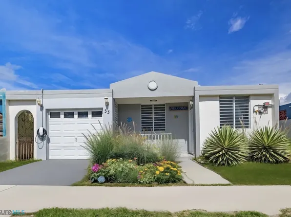 8 Villas De La Pradera #305, Rincon, PR 00677