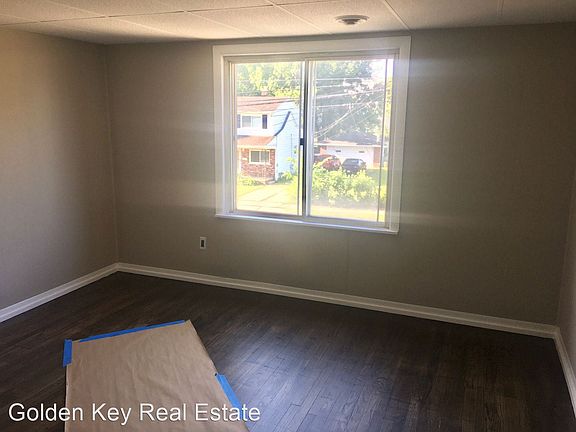 4th image of 18229 Glendale St #10303218