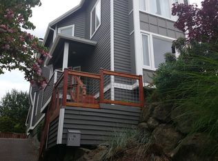 916 31st Ave, Seattle, WA 98122
