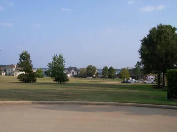 211 Sunnyvale E #16, Montgomery, TX 77356